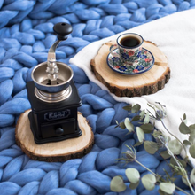 Load image into Gallery viewer, Handmade 100% Merino Wool Chunky Throw Blankets