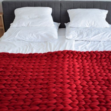 Load image into Gallery viewer, Handmade 100% Merino Wool Chunky Throw Blankets