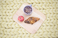 Load image into Gallery viewer, Chunky Merino Wool Throws