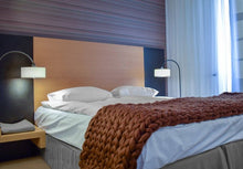 Load image into Gallery viewer, Chunky Merino Wool Throws