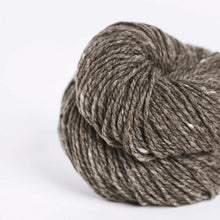 Load image into Gallery viewer, Brooklyn Tweed SHELTER 100% wool
